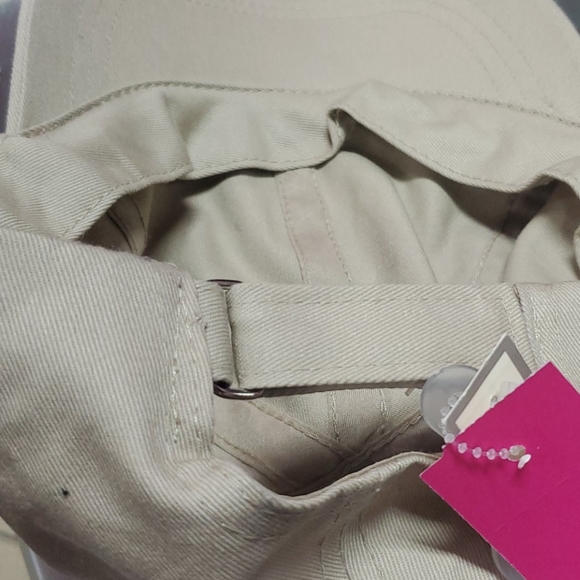 Hat - Picture 2 of 2